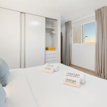 Obsidian Olivino Apartment *