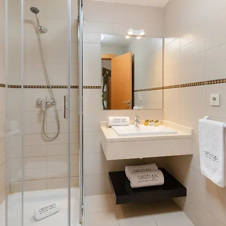 Obsidian Olivino Apartment *