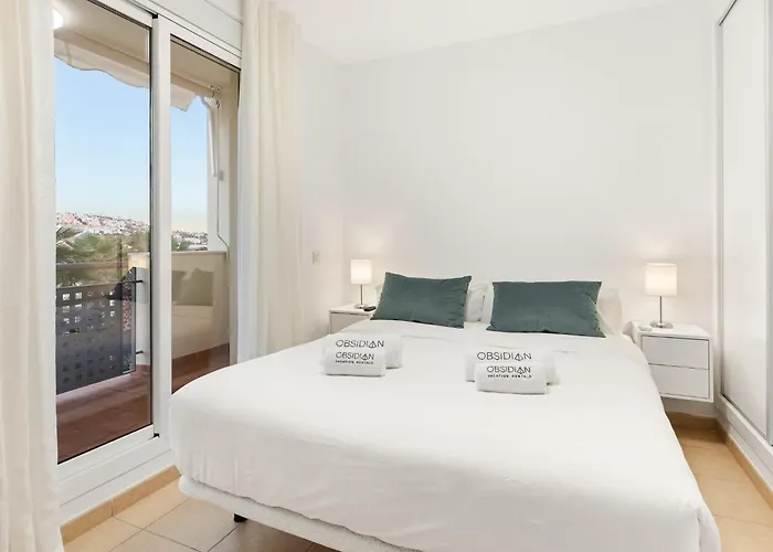 Obsidian Olivino * Costa Adeje (Tenerife)