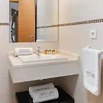 Apartment Obsidian Olivino