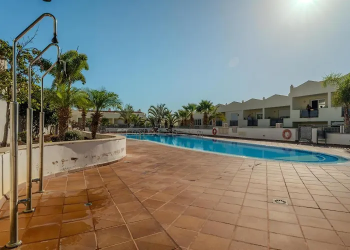 Obsidian Olivino Apartament