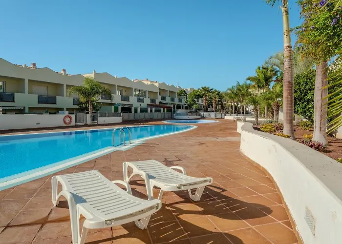 Obsidian Olivino Διαμέρισμα *